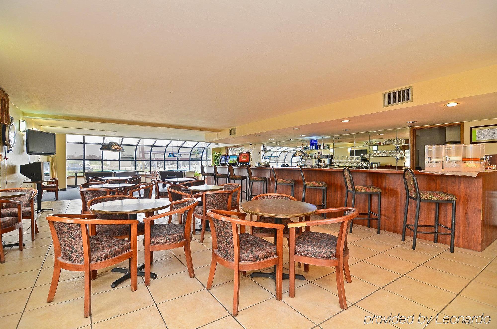 American Inn-Sealy Restaurant foto